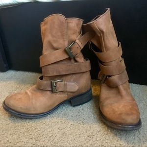 STEVE MADDEN boots